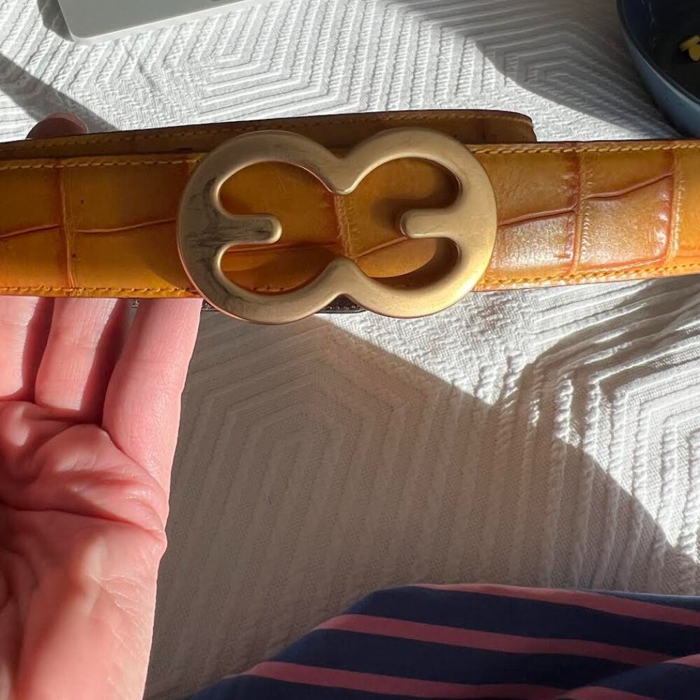 Escada Belt